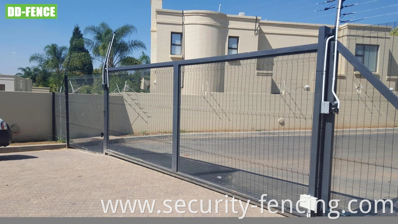 Powder Coated Anti Climb 358 High Security Fencing for Villa Airport Commercial Area